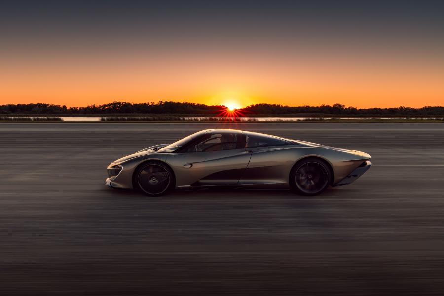  McLaren Speedtail Speed Test 2019 года  (фото 8 из 10)